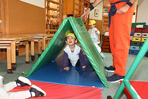 みんなで自由あそび　2歳児クラス