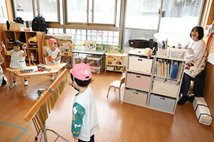 みんなで自由あそび　2歳児クラス