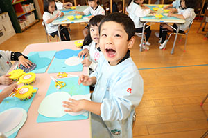 冬の制作　雪だるま　さくら