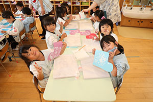 冬の制作　ブーツ　たんぽぽ