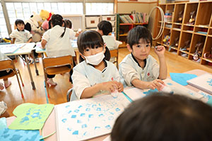 冬の制作　ブーツ　たんぽぽ