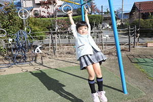 園庭遊び　年中Bチーム・2歳児クラス　NO．2