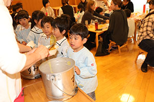 給食参観🍴給食試食会　　すみれ