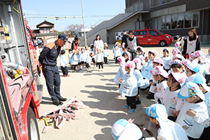 避難訓練　ー消防車がやってきたー　　NO.2