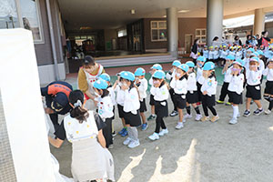 避難訓練　ー消防車がやってきたー　　NO.2