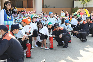 避難訓練　ー消防車がやってきたー　　NO.1