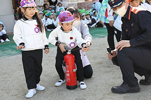 避難訓練　ー消防車がやってきたー　　NO.1