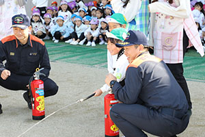 避難訓練　ー消防車がやってきたー　　NO.1