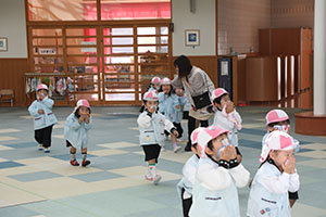 避難訓練　ー消防車がやってきたー　　NO.1