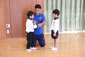 体操教室　ーボール投げー　さくら