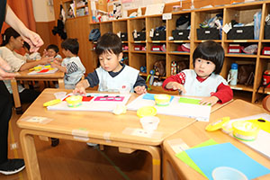 バスの制作　ひよこ