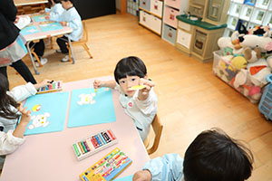 勤労感謝の日の制作　きりん