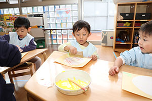 栗の制作　あひる