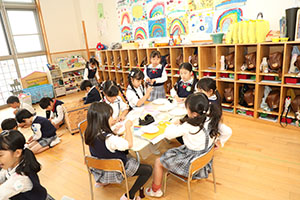 お化け屋敷作り　B