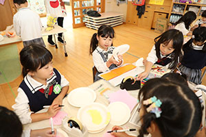 お化け屋敷作り　B