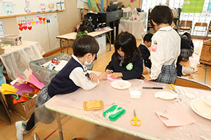 お化け屋敷作り　B