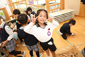 勤労感謝の日の制作　C