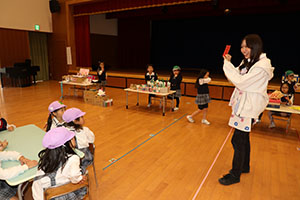 フードコートごっこ楽しかったね　すみれ・E・A