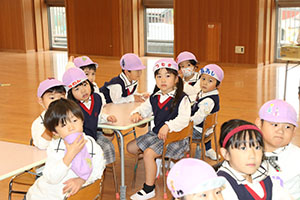 フードコートごっこ楽しかったね　すみれ・E・A