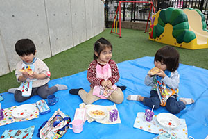 キッズガーデンでピクニック🍴　ぺんぎん