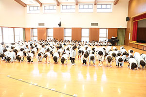 歌・カスタの予行が行われました　年少組