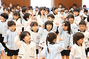 歌・カスタの予行が行われました　年少組