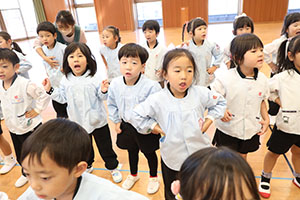 歌・カスタの予行が行われました　年中組