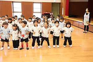 歌・カスタの予行が行われました　年中組