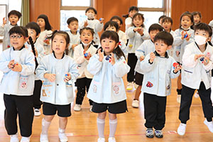 歌・カスタの予行が行われました　年中組