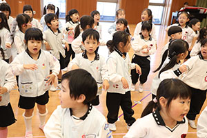 歌・カスタの予行が行われました　年中組