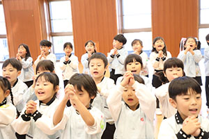 歌・カスタの予行が行われました　年長組