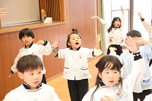 歌・カスタの予行が行われました　年長組