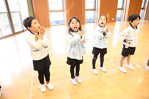 歌・カスタの予行が行われました　年長組