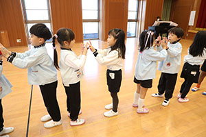 歌・カスタの予行が行われました　年長組