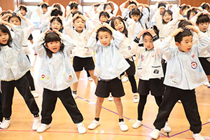 歌・カスタの予行が行われました　年長組