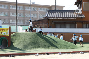 元気いっぱい園庭遊び！！　年長Aチーム