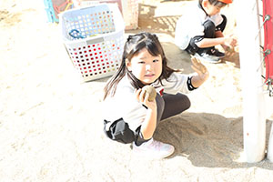 元気いっぱい園庭遊び！！　年長Aチーム