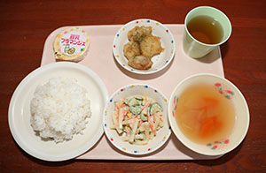 元気いっぱい園庭遊び！！　年長Aチーム