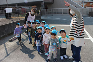 お散歩楽しかったね　ぺんぎん・ひよこ