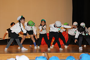 柿安シティーホールでリズム予行　年長Bチーム　(A・B）