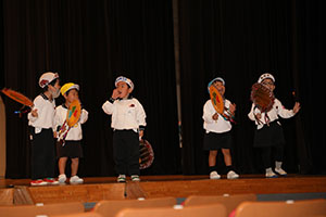 柿安シティーホールでリズム予行  年中Bチーム（ひまわり・さくら・たんぽぽ）