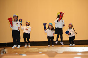 柿安シティーホールでリズム予行  年中Bチーム（ひまわり・さくら・たんぽぽ）