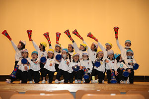 柿安シティーホールでリズム予行  年中Bチーム（ひまわり・さくら・たんぽぽ）