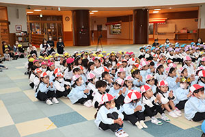 誕生会　ウクレレコンサート🎵　NO．1