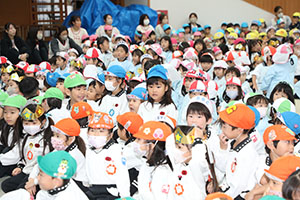 誕生会　ウクレレコンサート🎵　NO．1