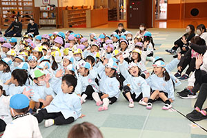 誕生会　ウクレレコンサート🎵　NO．1