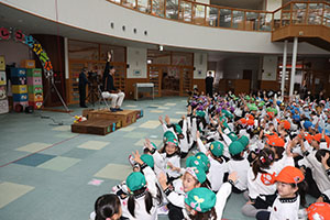 誕生会　ウクレレコンサート🎵　NO．1