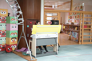 リズムフェスティバル　歌・カスタ発表ごっこ　年中