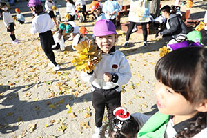 朝の園庭遊び！　A・B・C・E