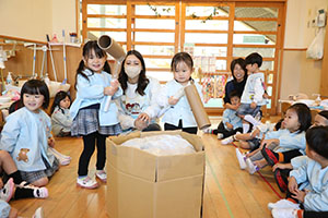 お餅つきごっこ　こあら